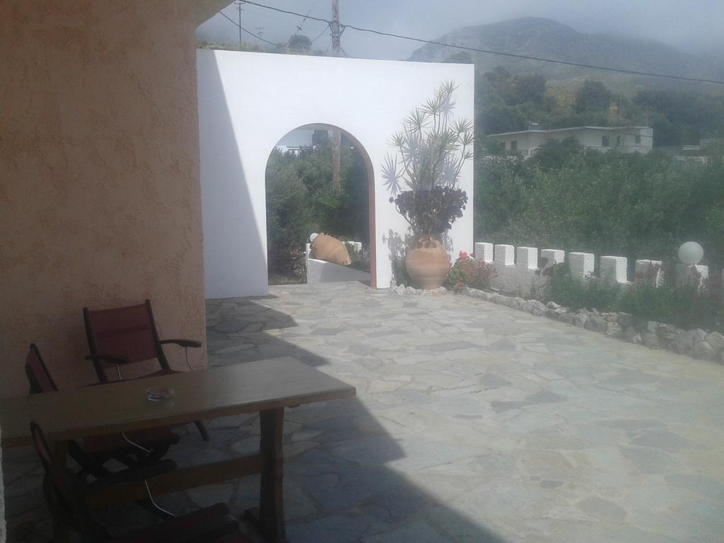 Castro Kerame Apartment Kerames Exterior photo